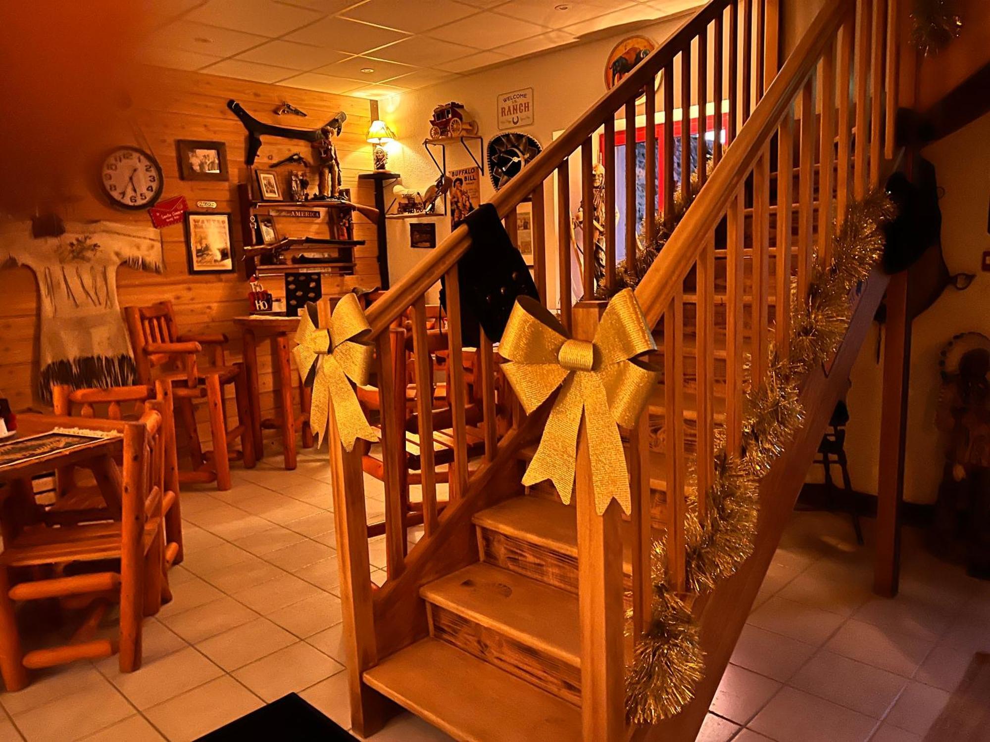 Hotel Le Ranch Brûlon المظهر الخارجي الصورة