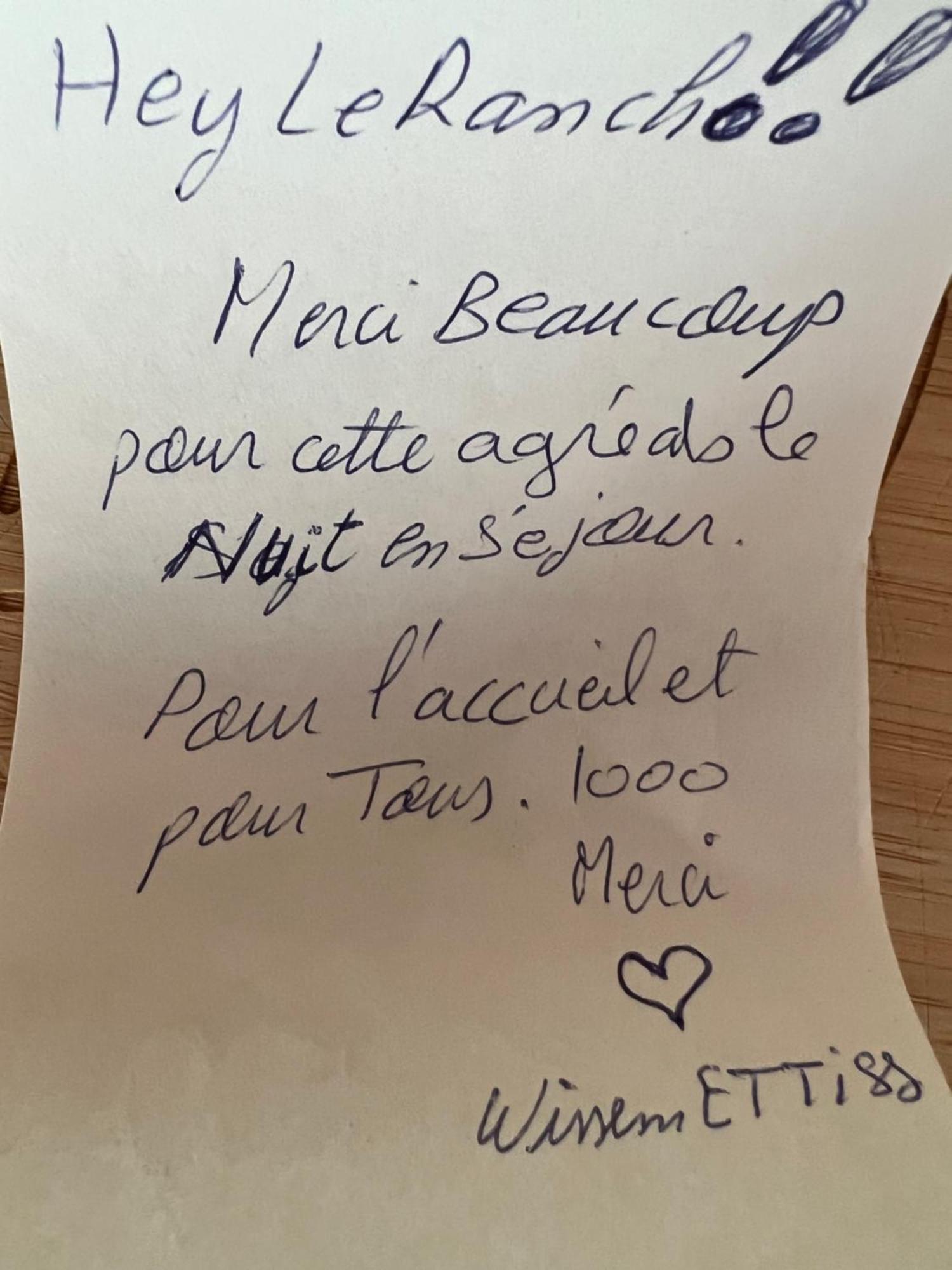 Hotel Le Ranch Brûlon المظهر الخارجي الصورة