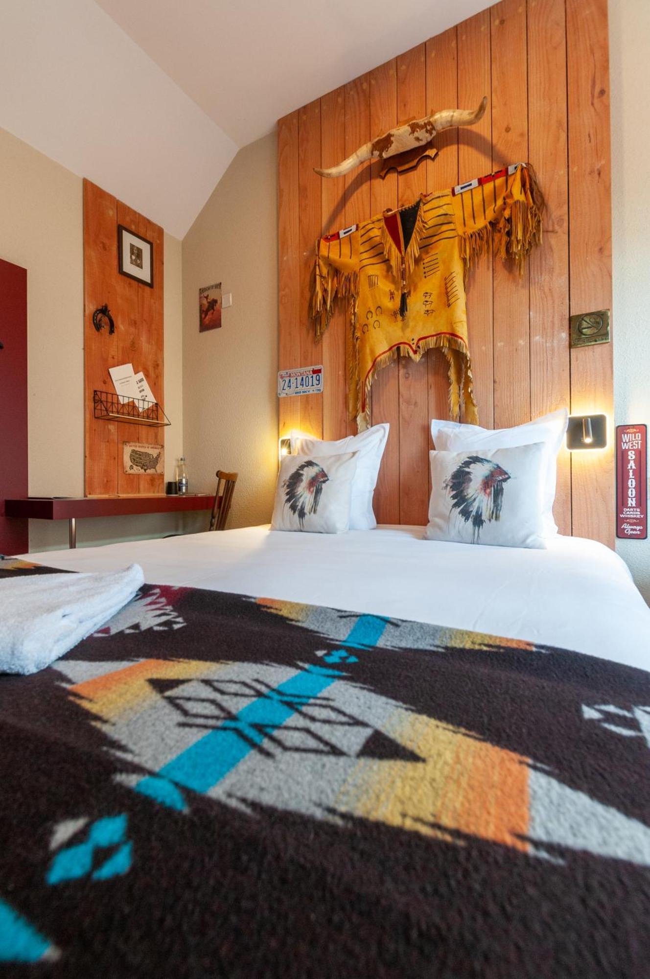 Hotel Le Ranch Brûlon المظهر الخارجي الصورة
